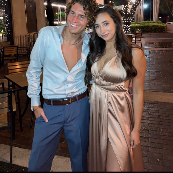 White Fox Boutique Dresses & Skirts - FORMAL DRESS!!